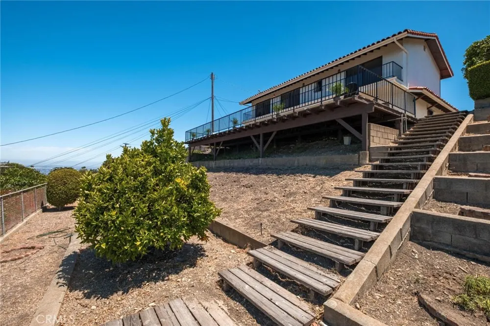 5427 Elmbank Road Rancho Palos Verdes, CA 90275