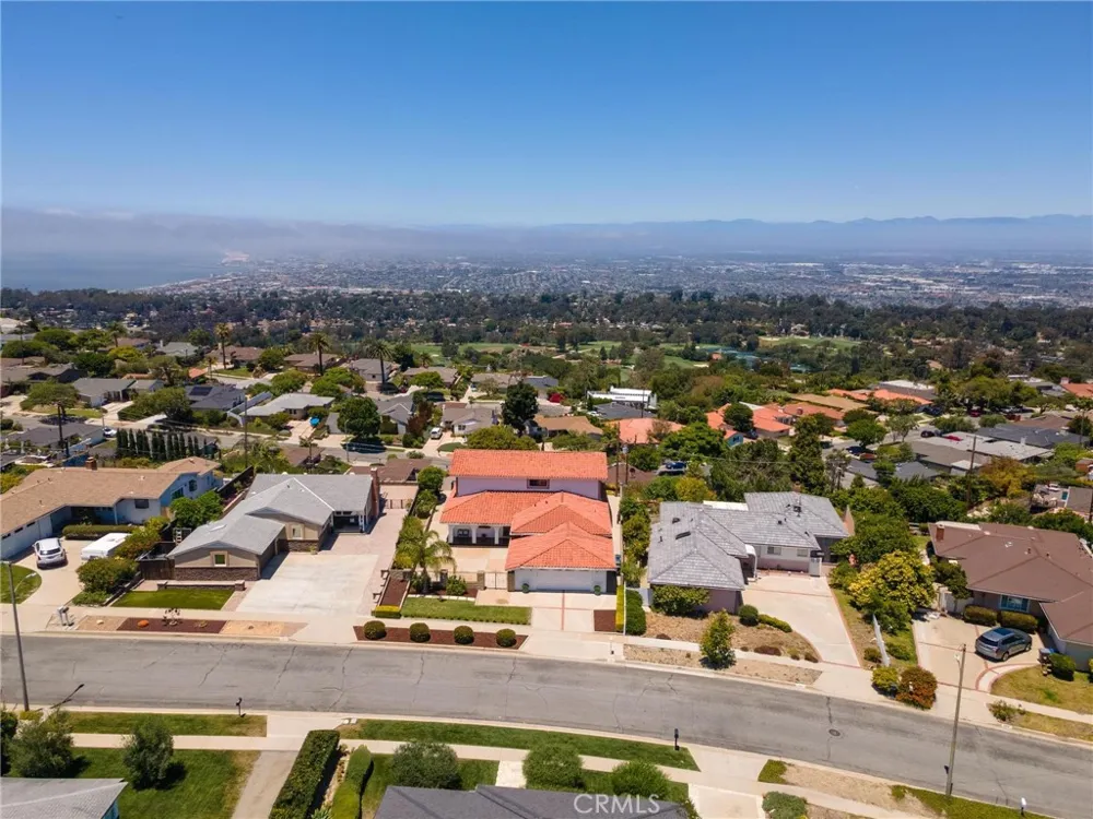 5427 Elmbank Road Rancho Palos Verdes, CA 90275