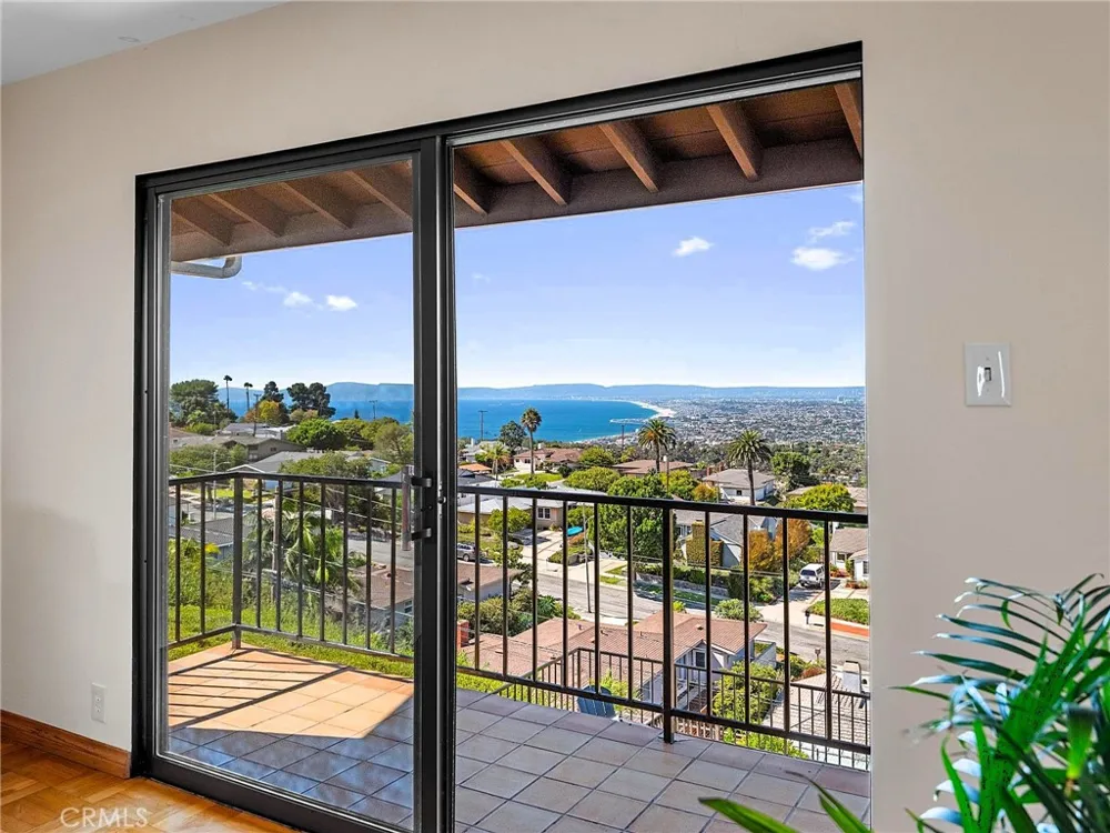 5427 Elmbank Road Rancho Palos Verdes, CA 90275