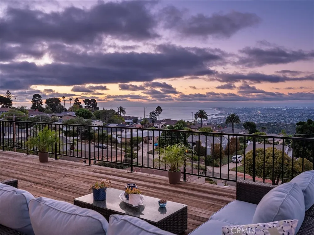 5427 Elmbank Road Rancho Palos Verdes, CA 90275