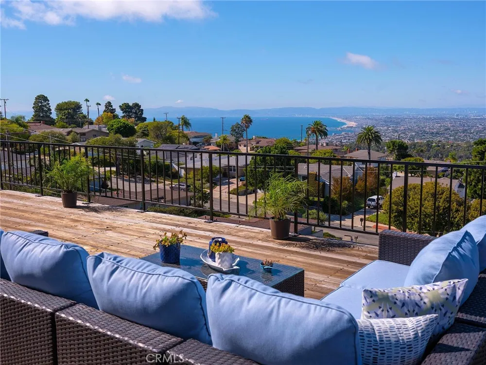 5427 Elmbank Road Rancho Palos Verdes, CA 90275