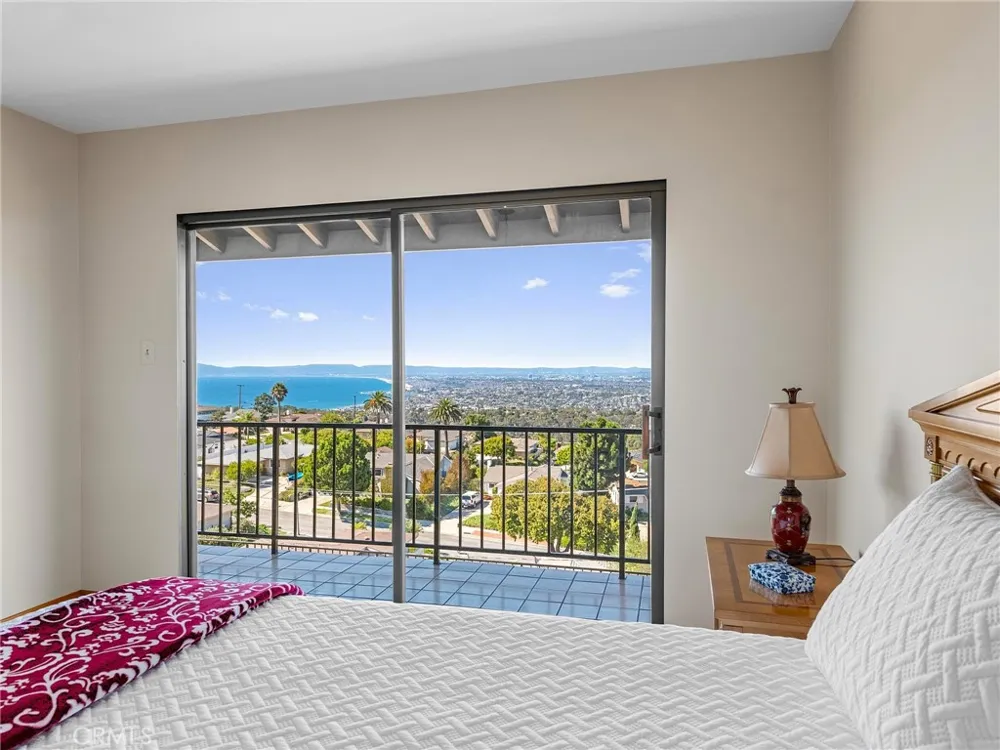 5427 Elmbank Road Rancho Palos Verdes, CA 90275