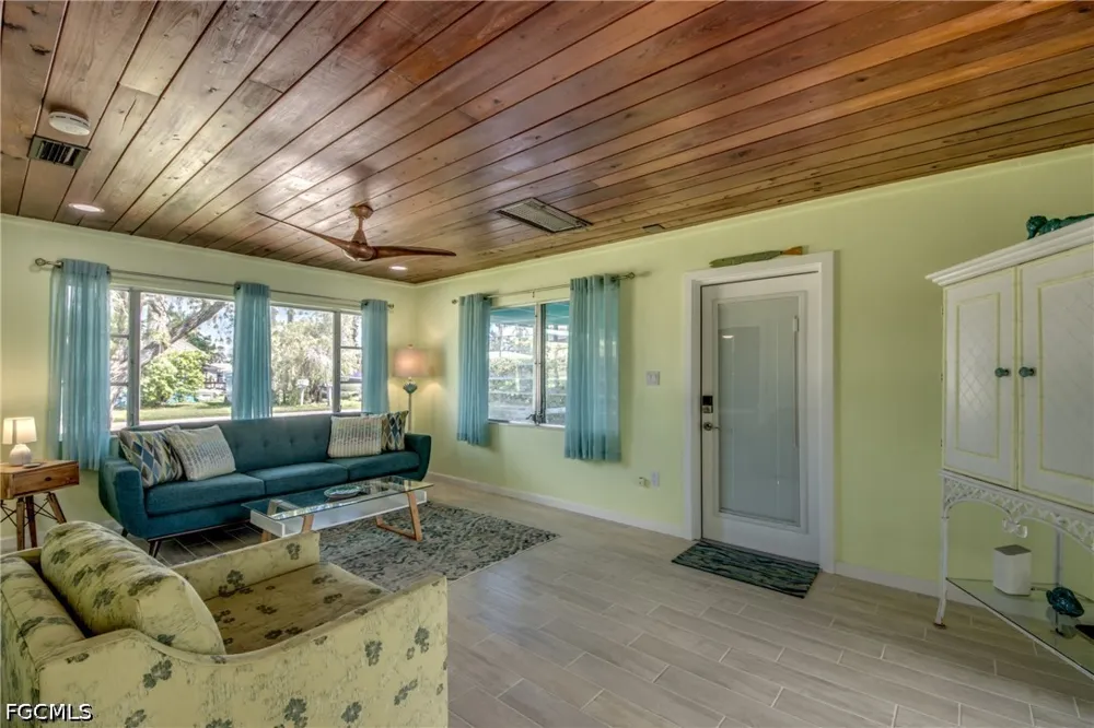 Cay Cove Matlacha, FL 33993