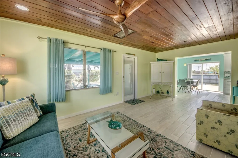 Cay Cove Matlacha, FL 33993
