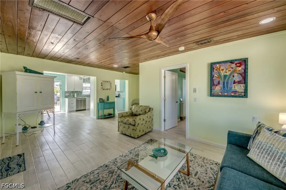 Cay Cove Matlacha, FL 33993