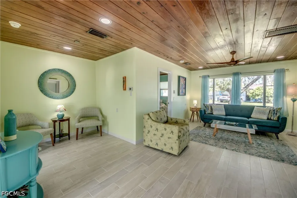 Cay Cove Matlacha, FL 33993