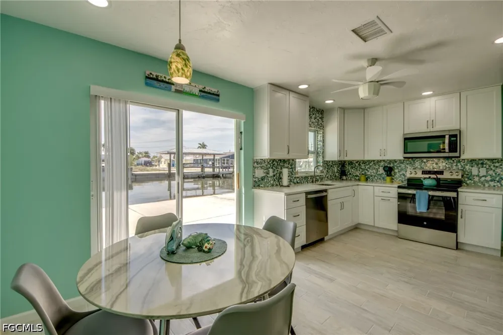 Cay Cove Matlacha, FL 33993