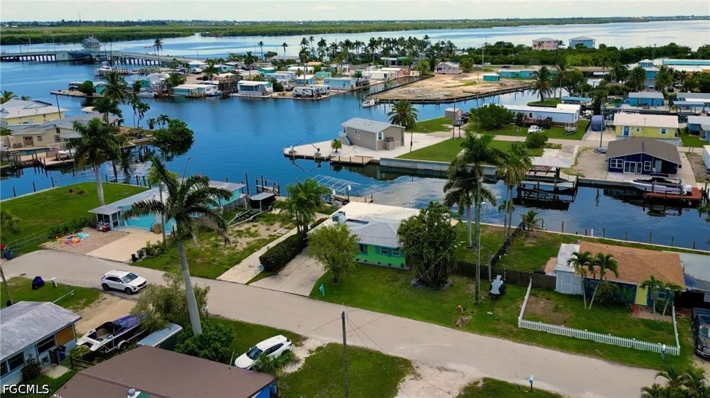 Cay Cove Matlacha, FL 33993