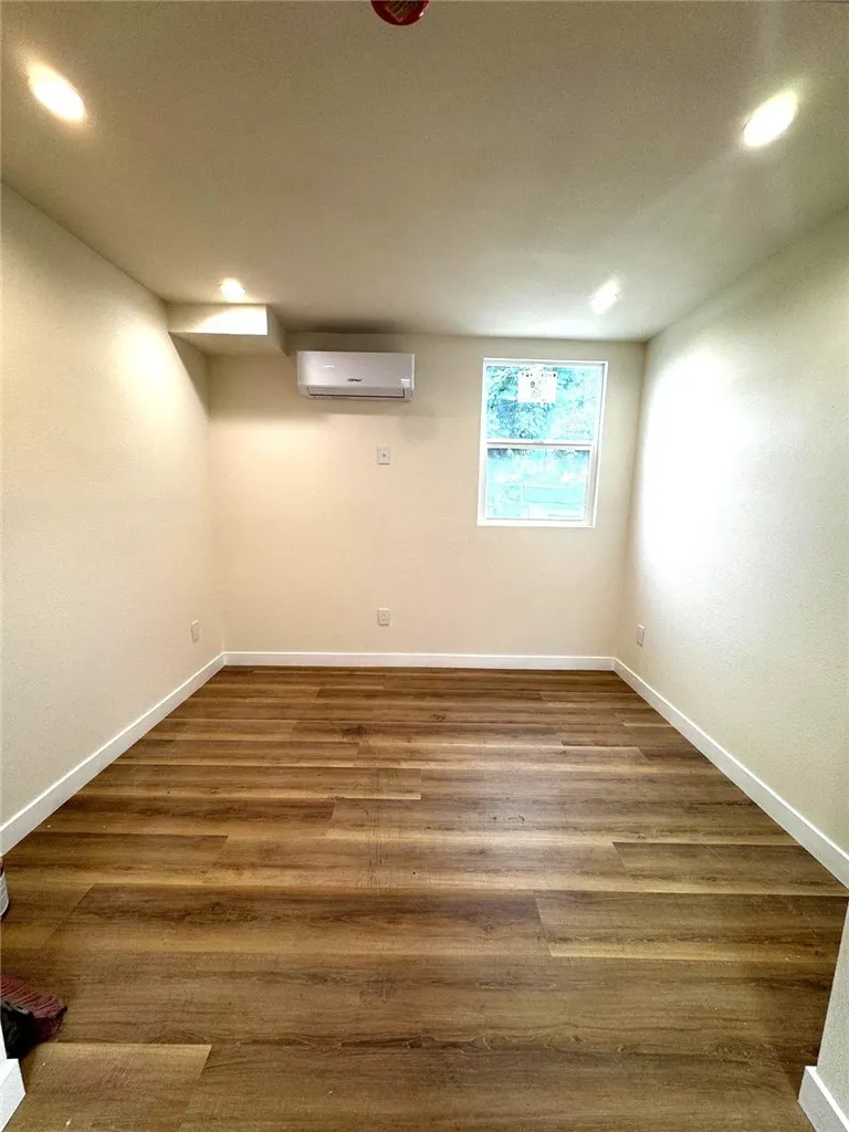 702 Garey Pomona, CA 91767