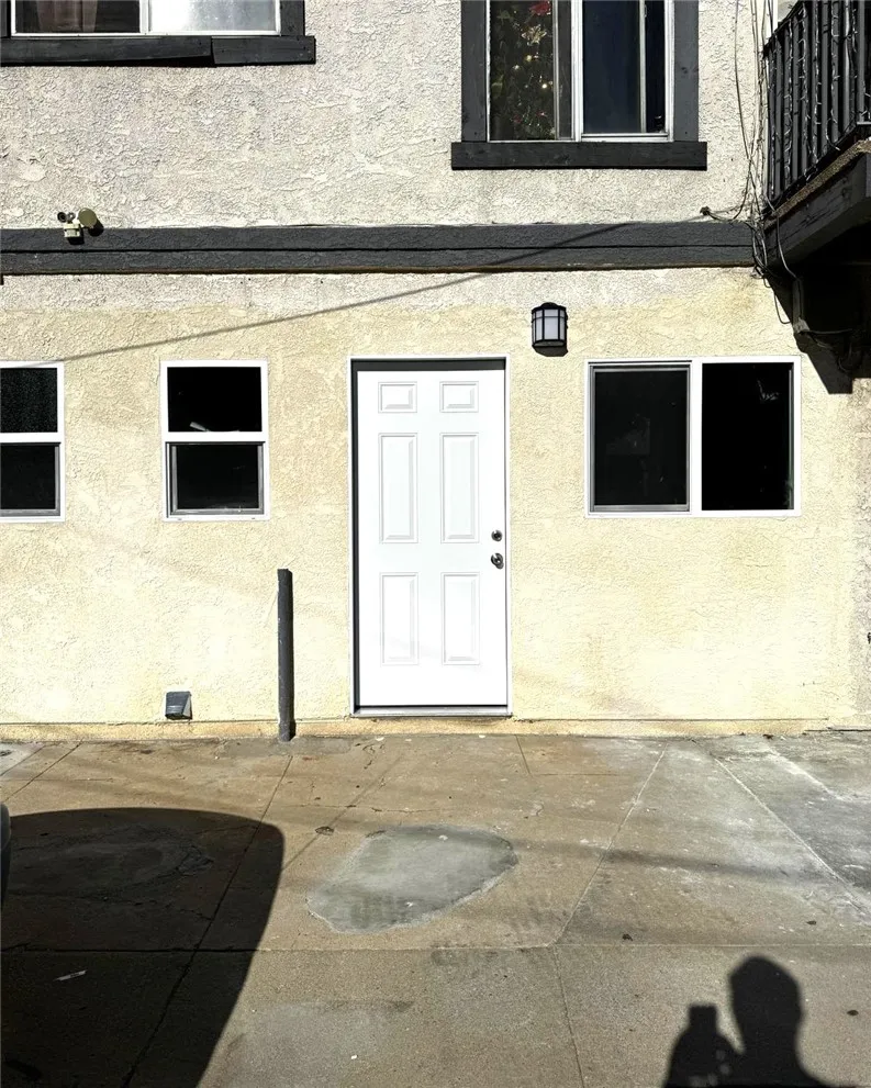 702 Garey Pomona, CA 91767