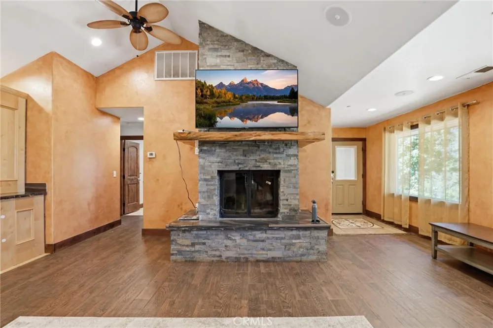 40 White Fir Oroville, CA 95966