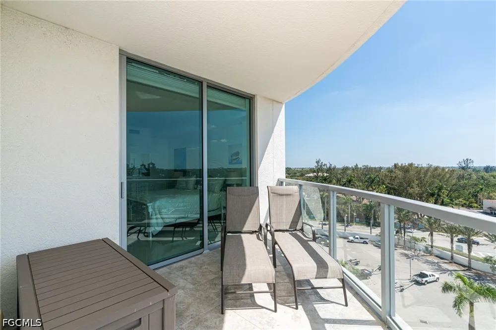 Oasis Grand Boulevard #801 Fort Myers, FL 33916