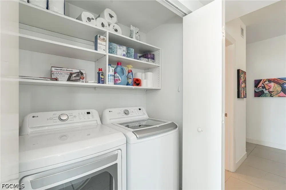 Oasis Grand Boulevard #801 Fort Myers, FL 33916