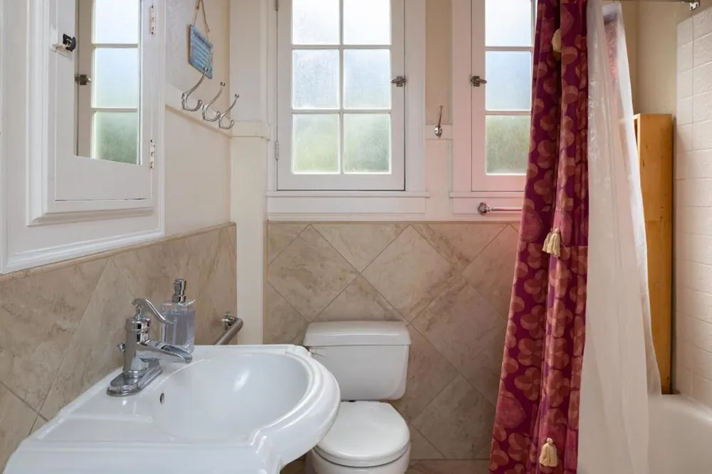938 Lighthouse Avenue Pacific Grove, CA 93950