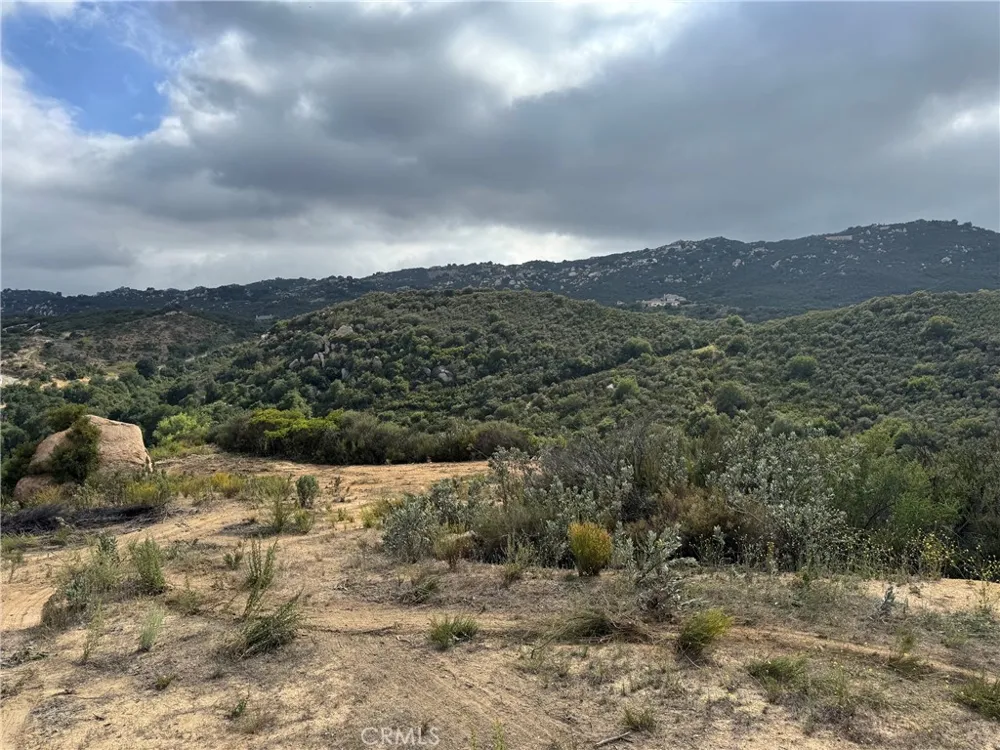 18 Calle Bandido Murrieta, CA 92562