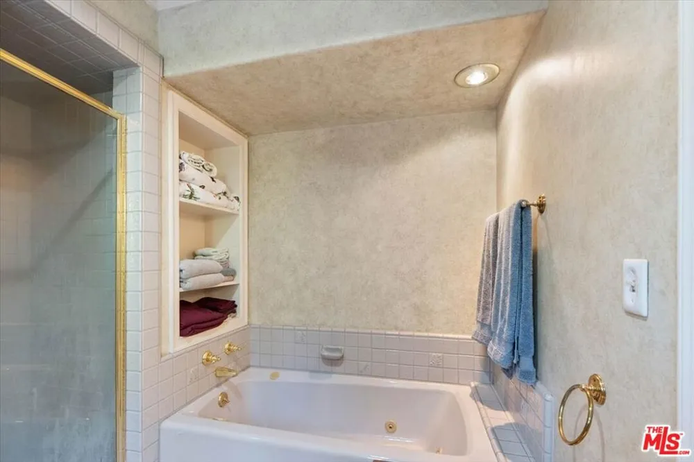 12 Woodlyn Lane Bradbury, CA 91008