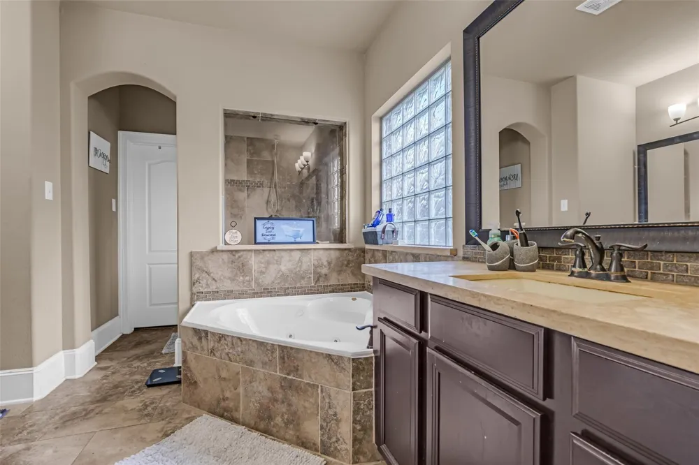 26117 Gallant Knight Lane Kingwood, TX 77339