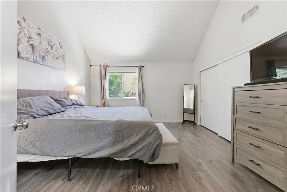 5577 Pioneer Boulevard #9 Whittier, CA 90601