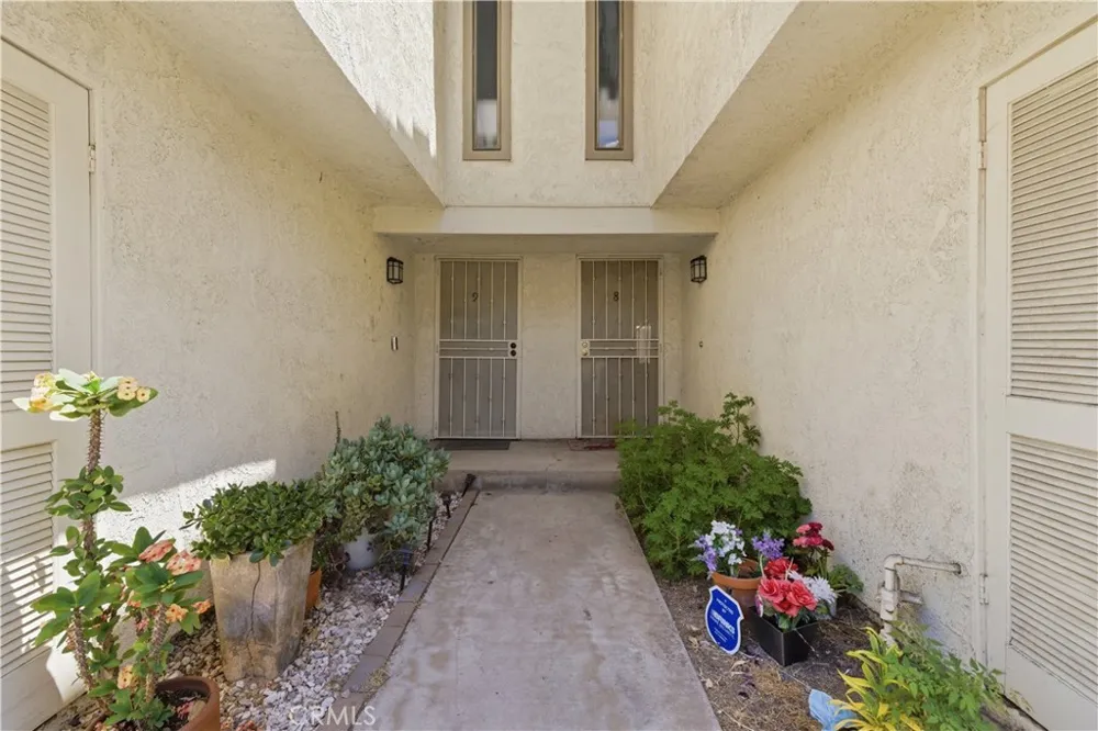 5577 Pioneer Boulevard #9 Whittier, CA 90601