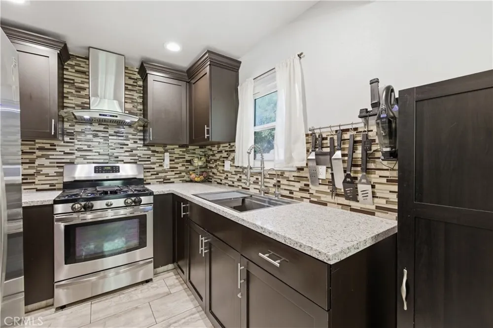 5577 Pioneer Boulevard #9 Whittier, CA 90601