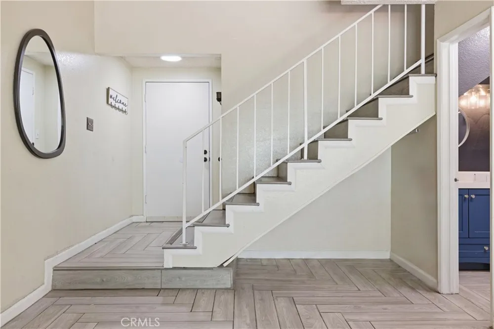 5577 Pioneer Boulevard #9 Whittier, CA 90601
