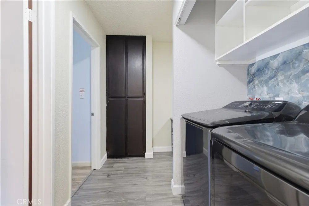 5577 Pioneer Boulevard #9 Whittier, CA 90601