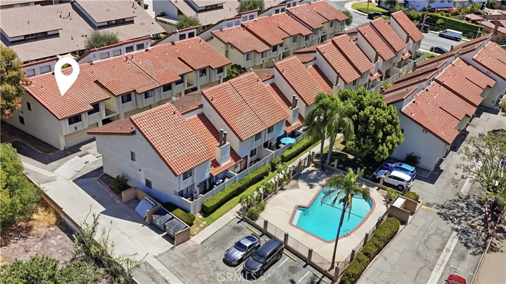 5577 Pioneer Boulevard #9 Whittier, CA 90601