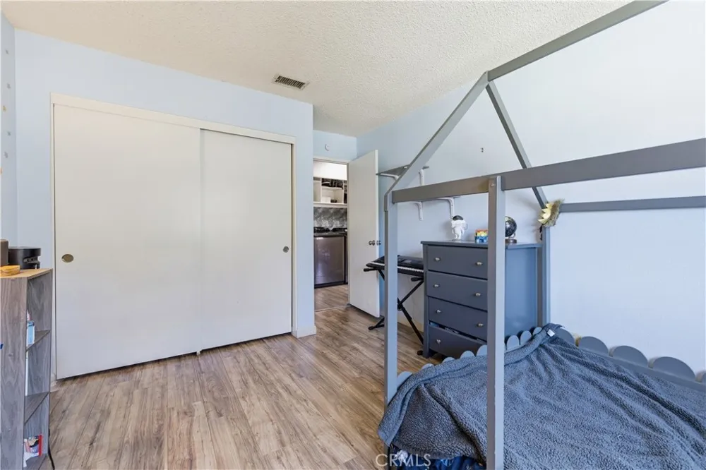 5577 Pioneer Boulevard #9 Whittier, CA 90601