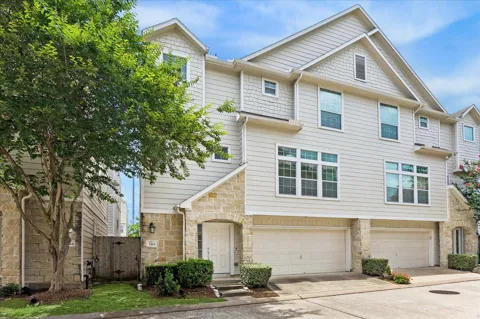 3328 Masters Point Drive
