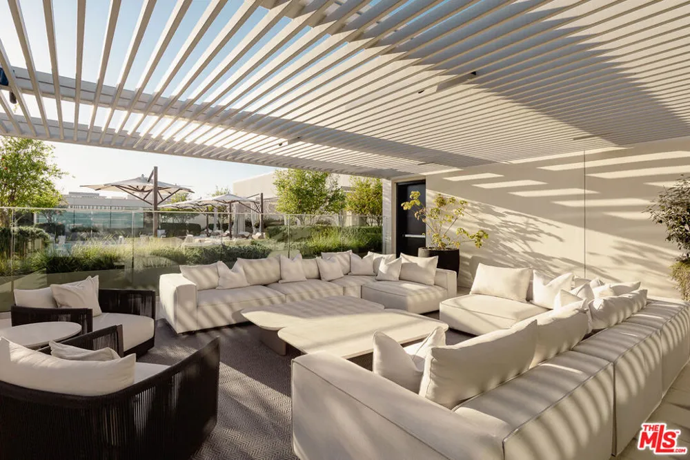 9200 Wilshire Boulevard #504E Beverly Hills, CA 90212