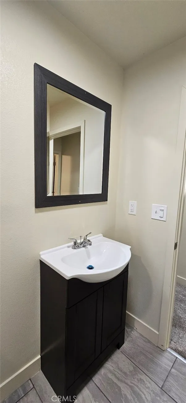 3839 Woodlawn #1/2 Los Angeles, CA 90011