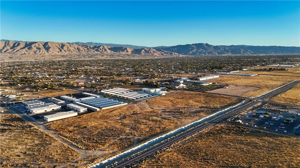 Mojave Street Hesperia, CA 92345