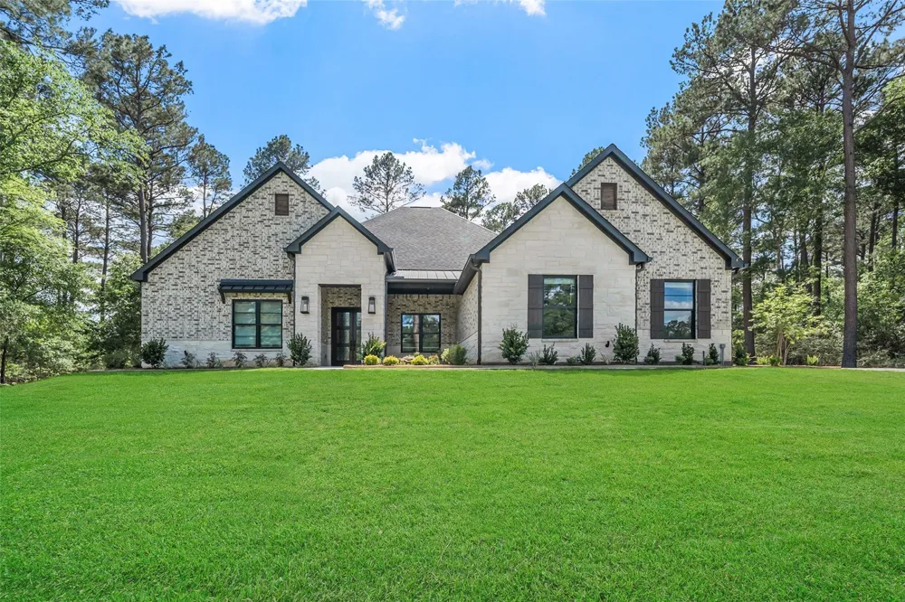 8680 Cedar Meadow Ln Lane Plantersville, TX 77363