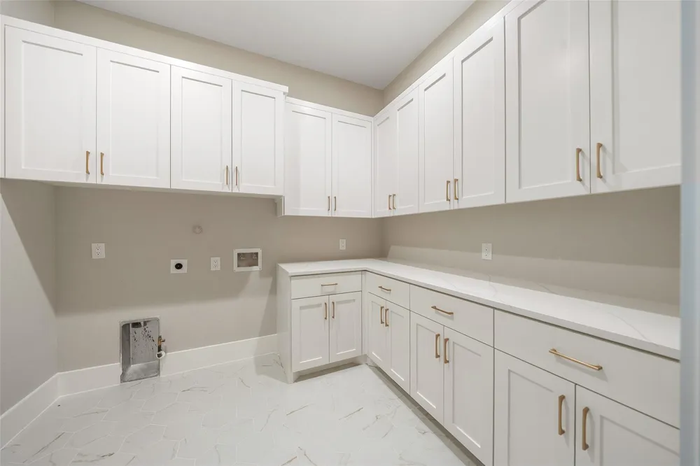 8680 Cedar Meadow Ln Lane Plantersville, TX 77363