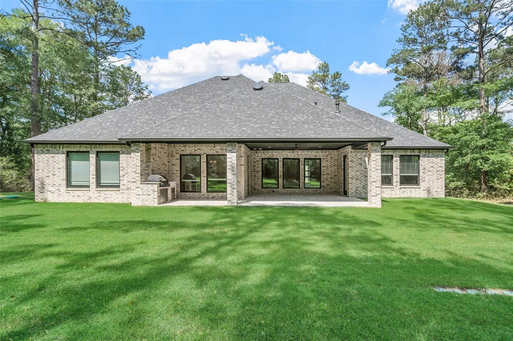 8680 Cedar Meadow Ln Lane Plantersville, TX 77363