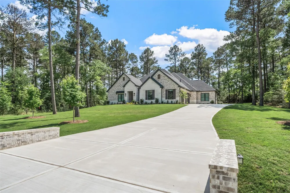 8680 Cedar Meadow Ln Lane Plantersville, TX 77363
