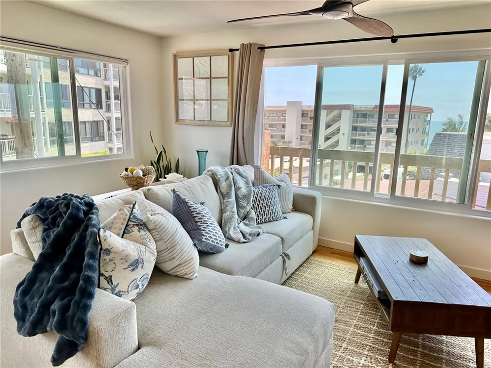 409 Arenoso Lane #12 San Clemente, CA 92672