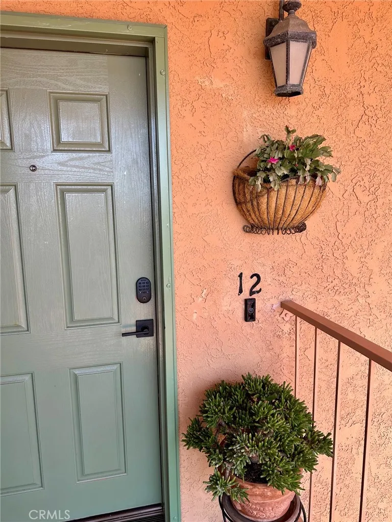 409 Arenoso Lane #12 San Clemente, CA 92672