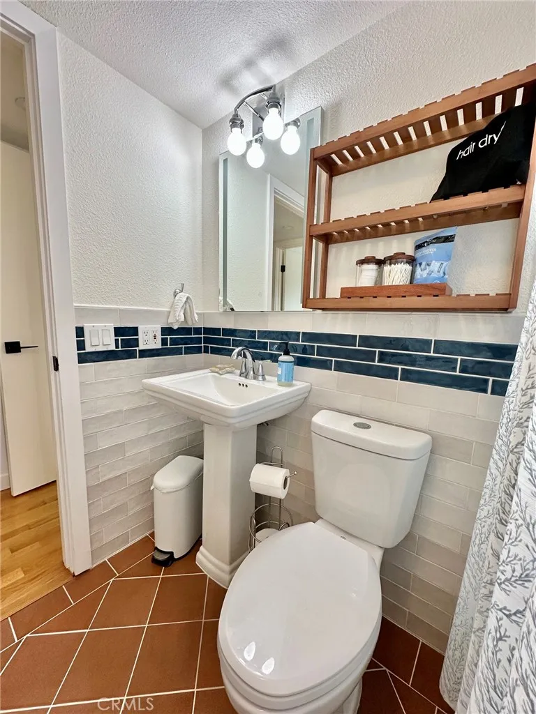 409 Arenoso Lane #12 San Clemente, CA 92672