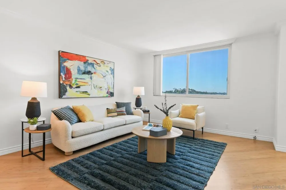 1907 Robinson Ave #304 San Diego, CA 92104