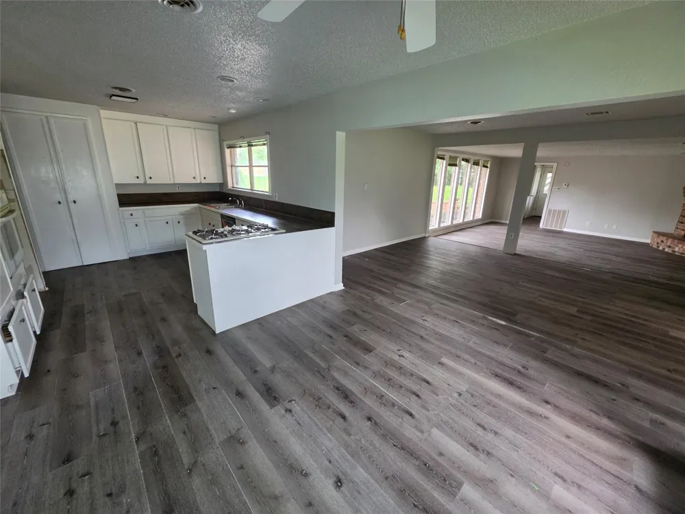 803 Avenue C Sweeny, TX 77480