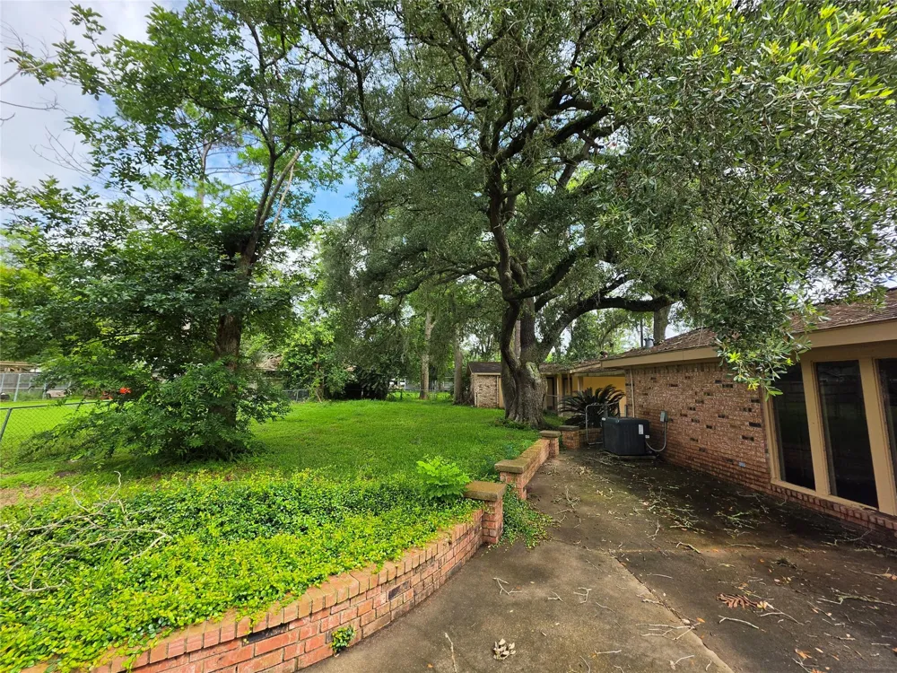 803 Avenue C Sweeny, TX 77480