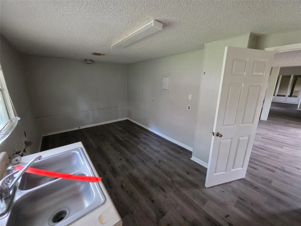 803 Avenue C Sweeny, TX 77480