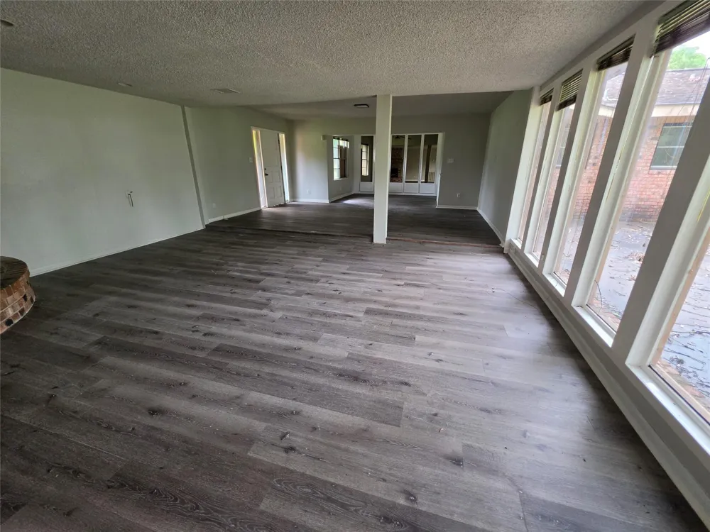 803 Avenue C Sweeny, TX 77480