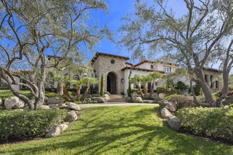 6749 Calle Ponte Bella