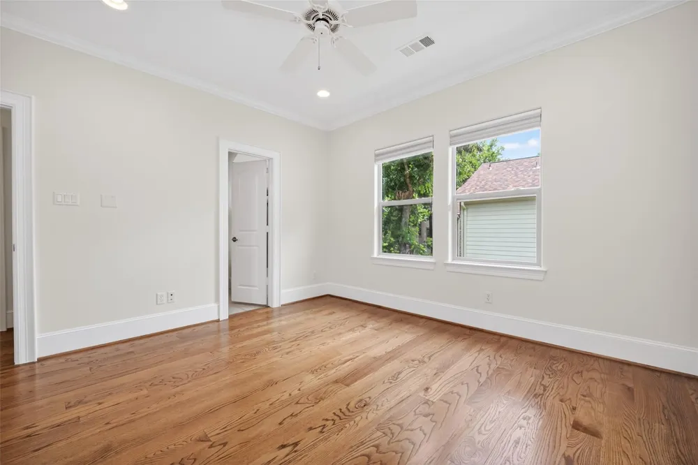 3928 Milton Street West University Place, TX 77005