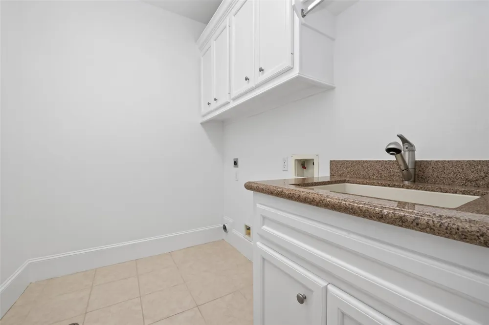 3928 Milton Street West University Place, TX 77005
