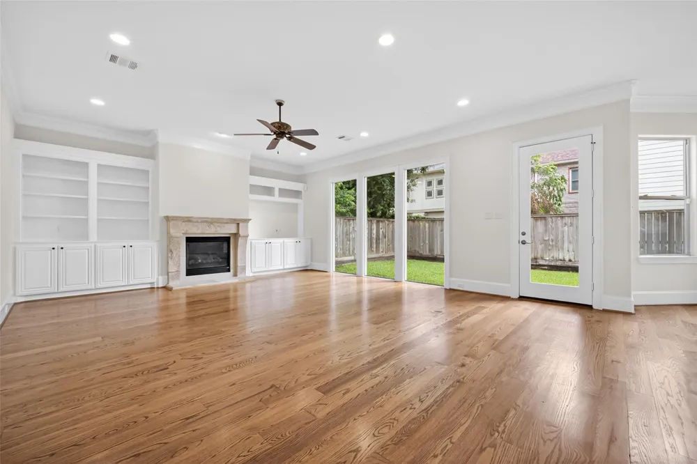 3928 Milton Street West University Place, TX 77005