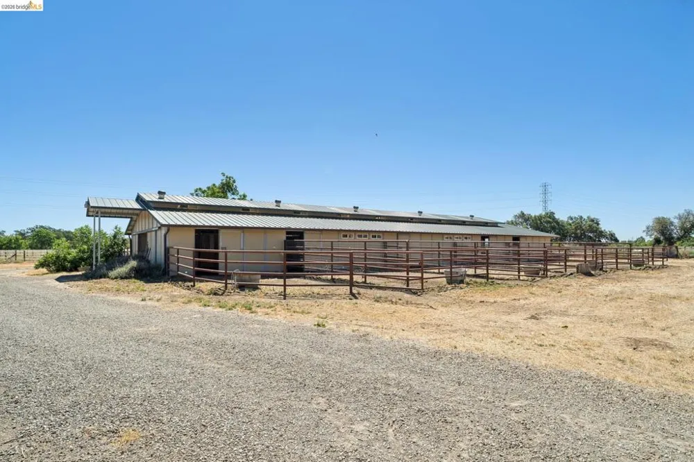 30900 The Horseshoe Winters, CA 95694
