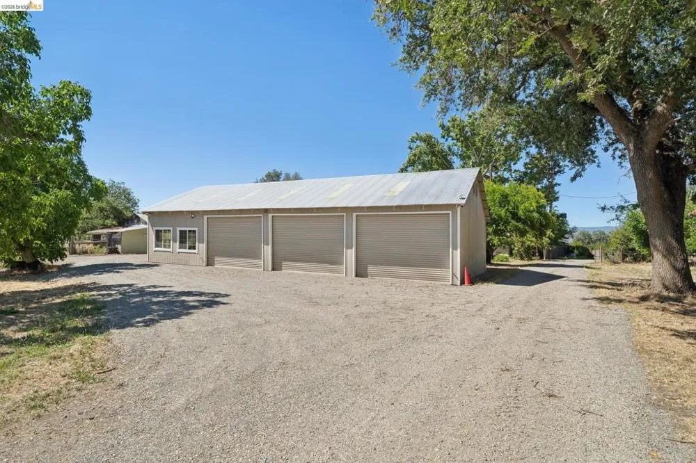 30900 The Horseshoe Winters, CA 95694
